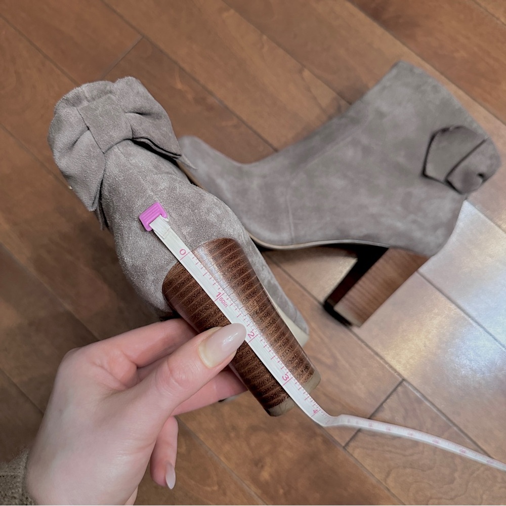 Kate Spade Taupe Suede Heeled Boots with bow detailing, size US 9 - Picture 11 of 12